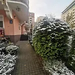 Spacerowa Z Balkonem Lägenhet