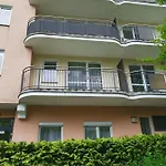 Spacerowa Z Balkonem Lägenhet Kołobrzeg